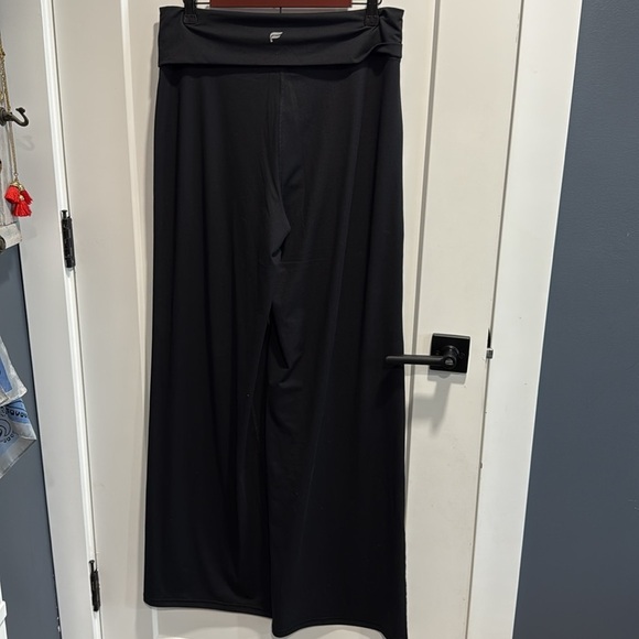 Fabletics High Waisted Foldover Pant NWT Medium Tall - Picture 6 of 8